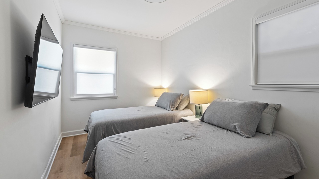 Photo of Bedroom in La Crescenta