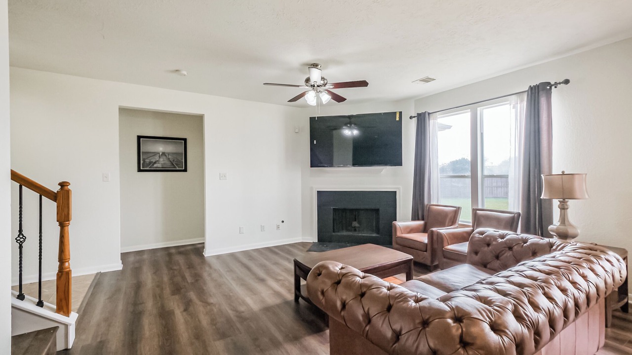 Photo of Livingroom in Cypress