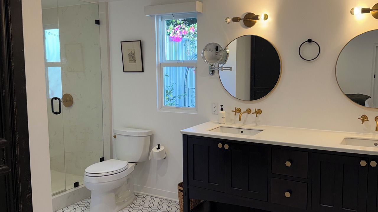 Photo of Bathroom in Atwater Village