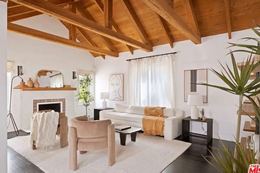 Photo of Livingroom in Atwater Village