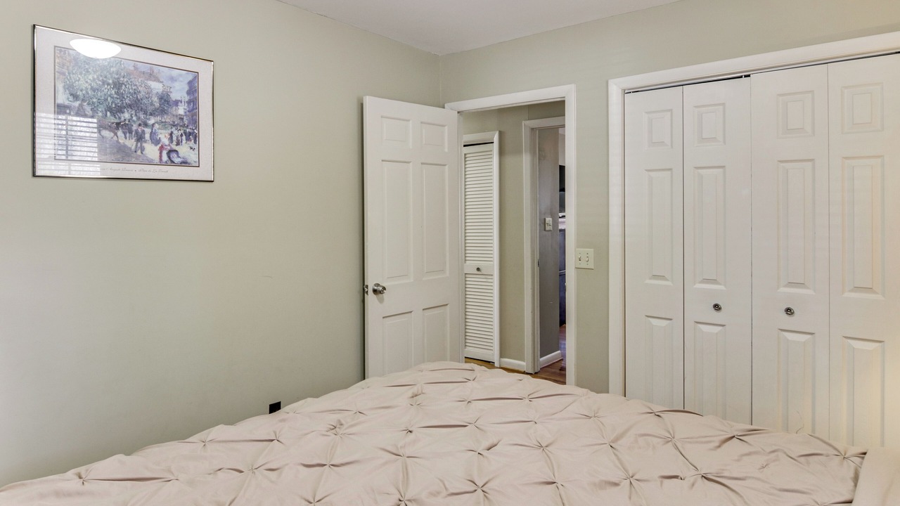 Photo of Bedroom in Bowling Green