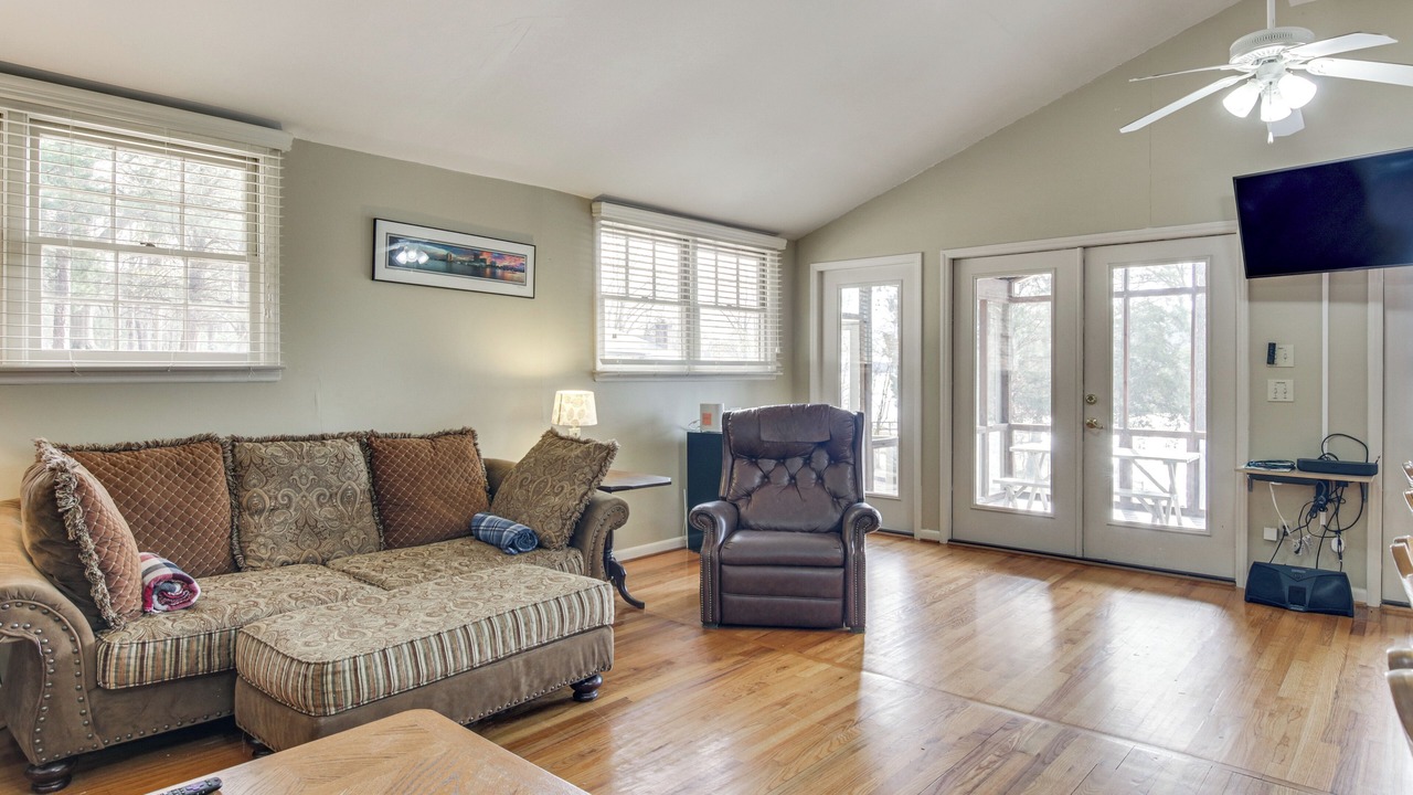 Photo of Livingroom in Bowling Green