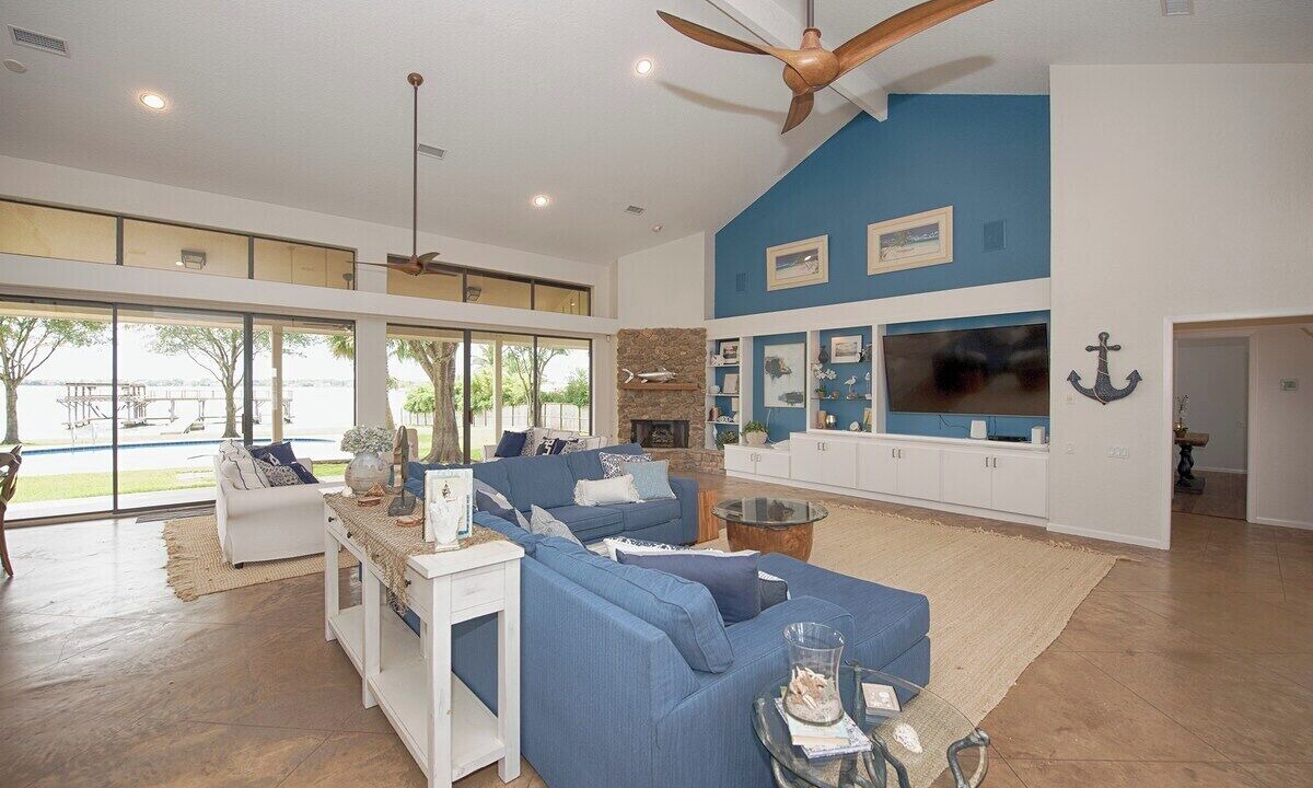Photo of Livingroom in El Lago