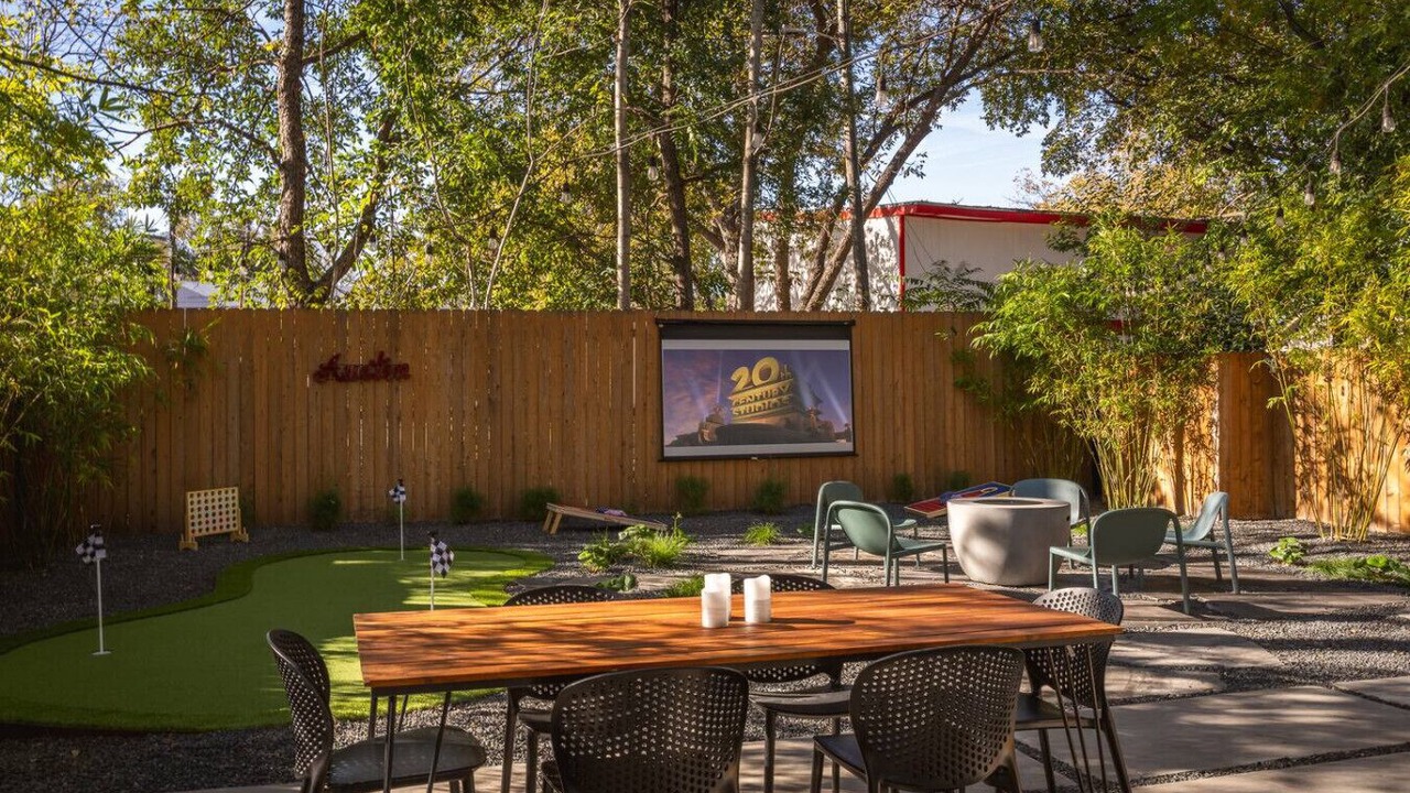 Photo of Outdoor in Govalle