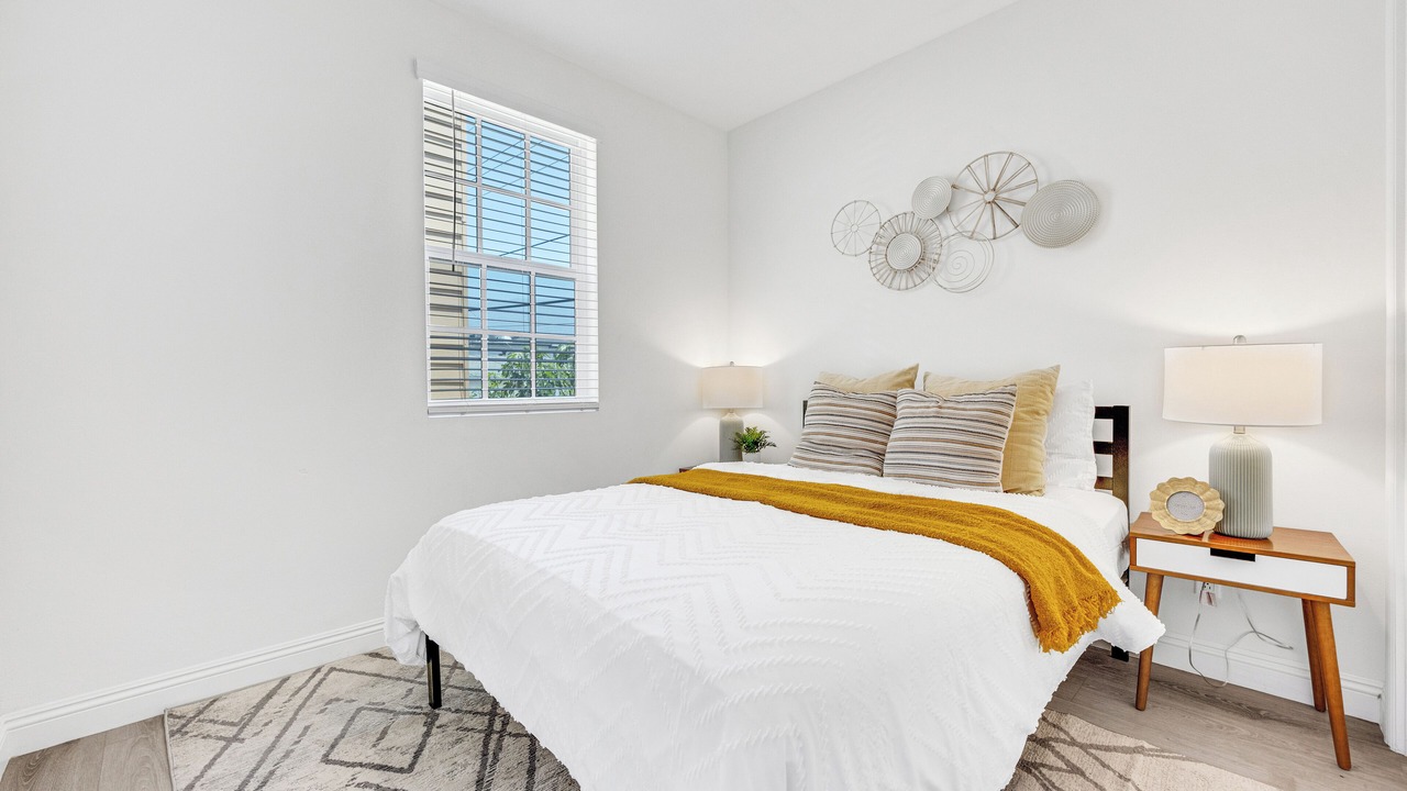 Photo of Bedroom in Mid Central
