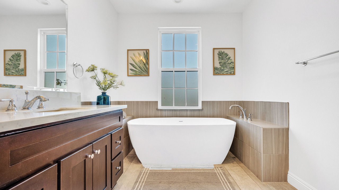 Photo of Bathroom in Mid Central
