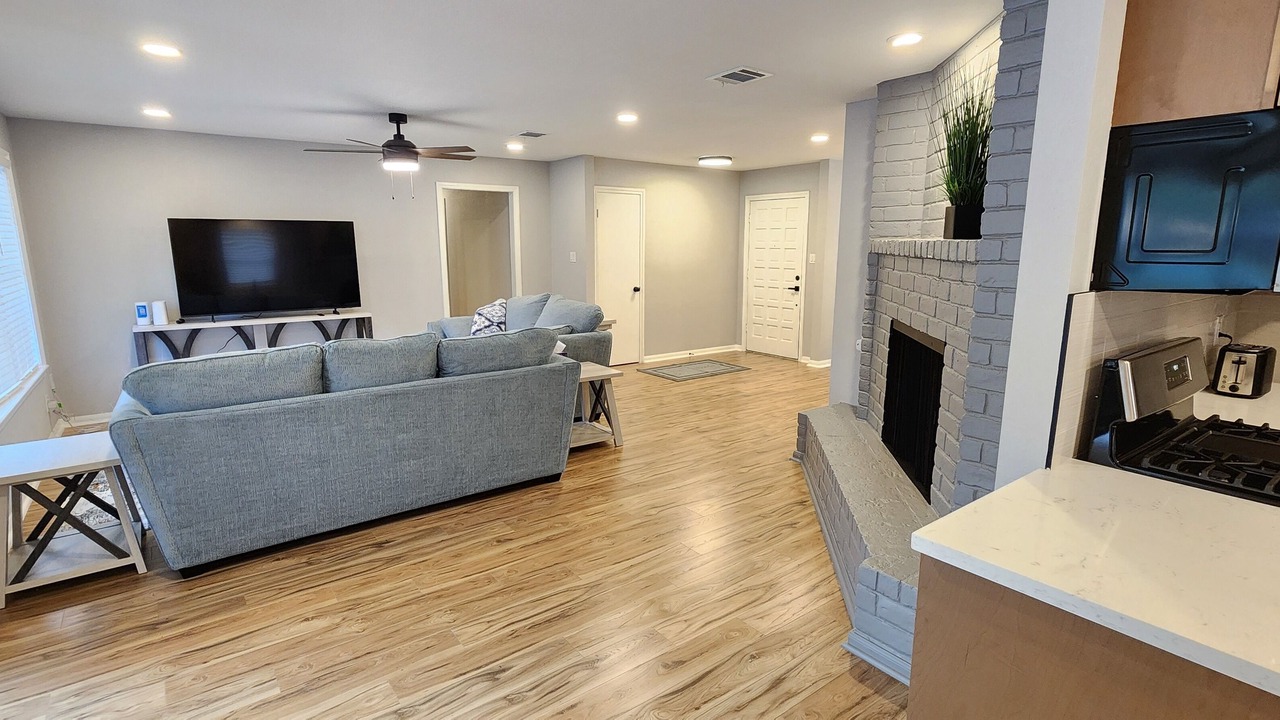 Photo of Livingroom in Cypress