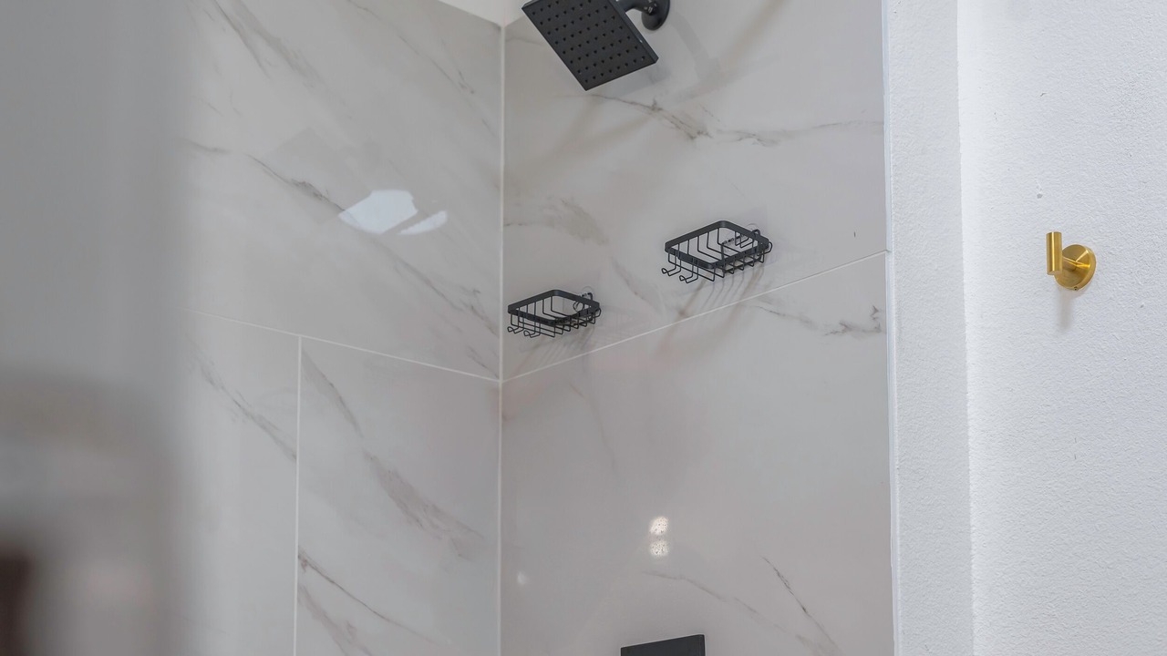 Photo of Bathroom in Oildale