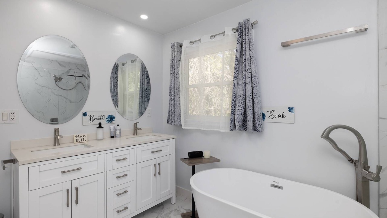 Photo of Bathroom in Huntersville