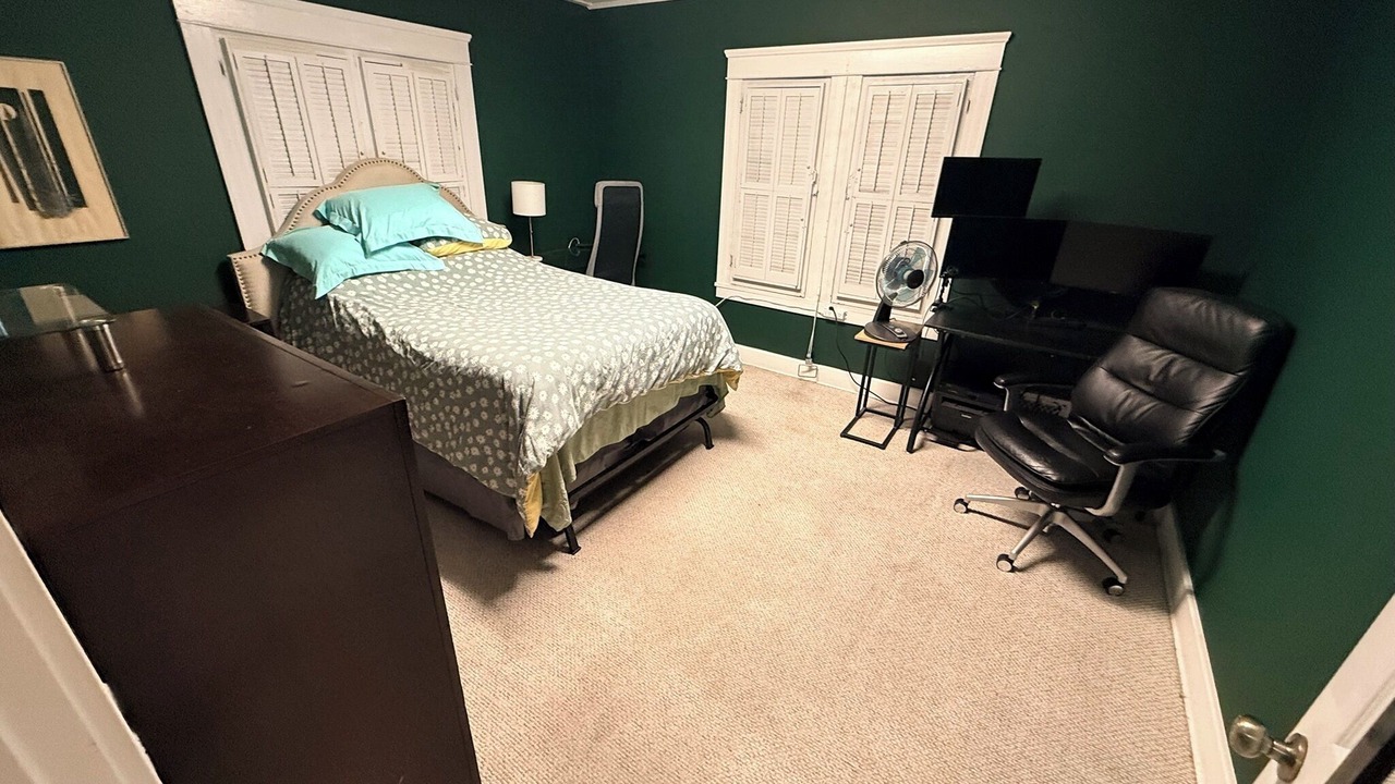 Photo of Bedroom in Larchmont