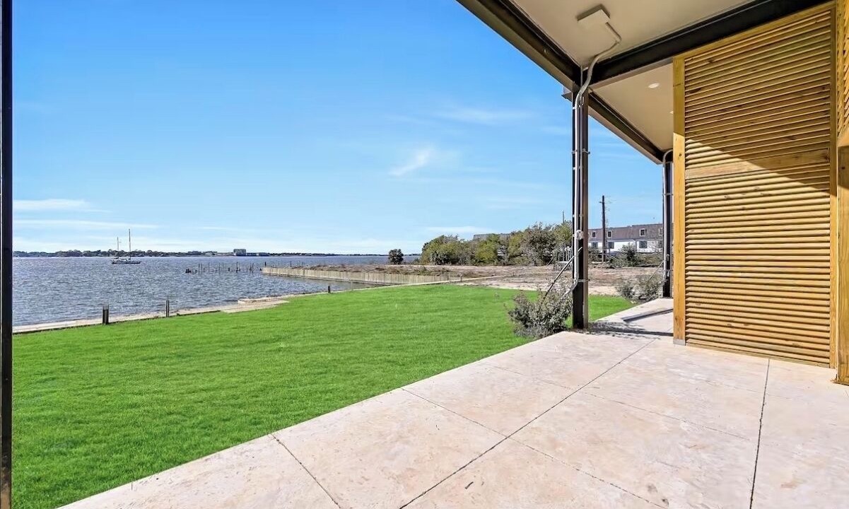 Photo of Outdoor in El Lago