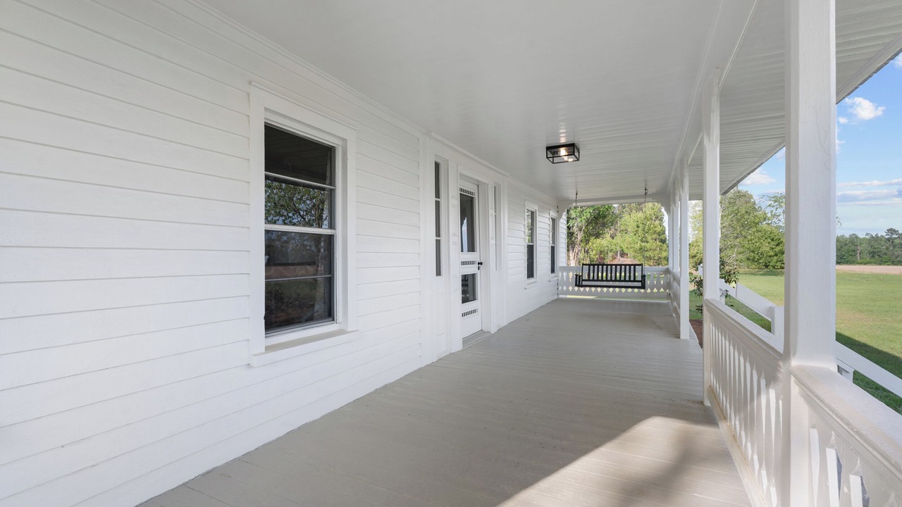 Photo of Patio Balcony in Tattnall County