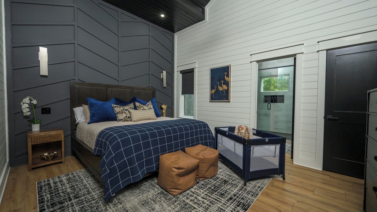Photo of Bedroom in Hochatown