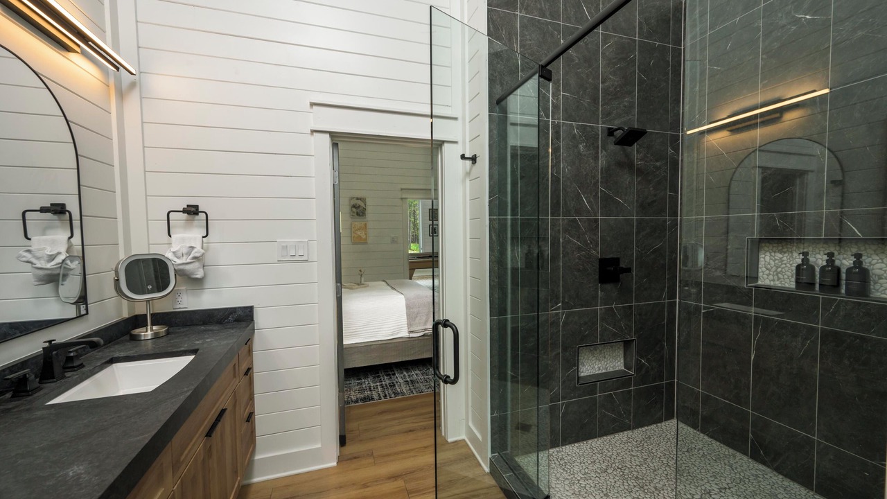 Photo of Bathroom in Hochatown