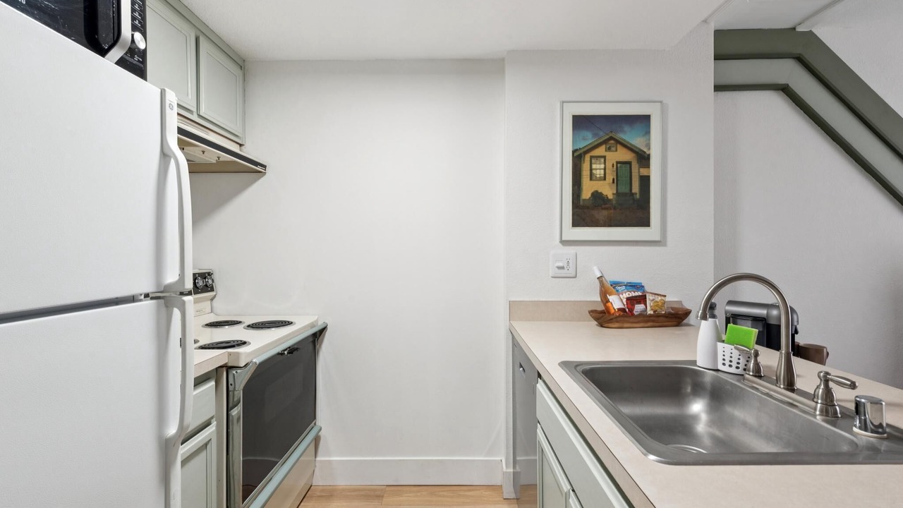 Photo of Kitchen in Piedmont Avenue