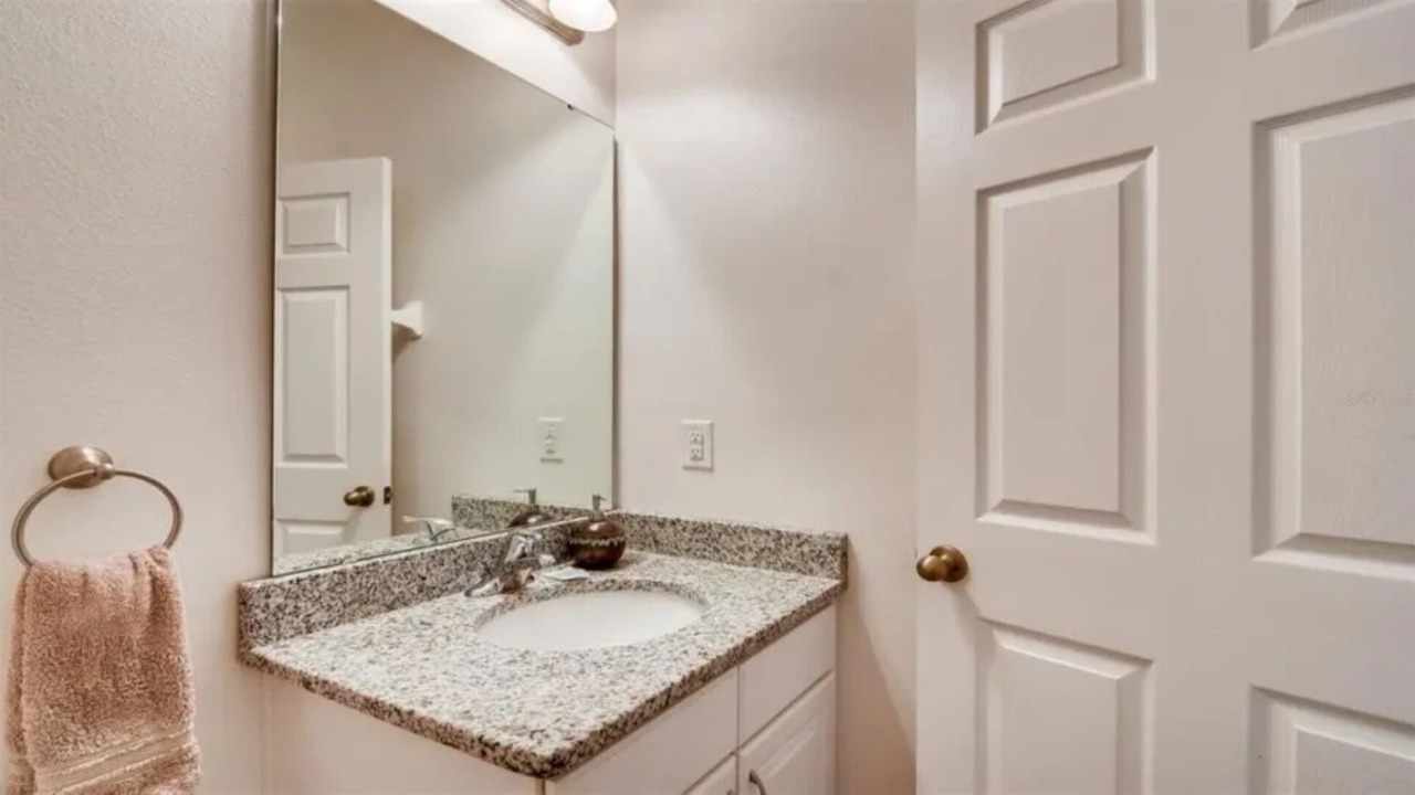Photo of Bathroom in Watersong