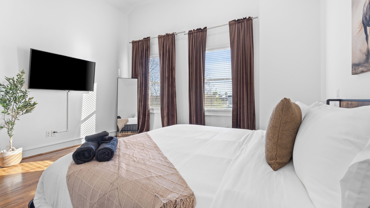 Photo of Bedroom in Washington Ave./ Memorial Park