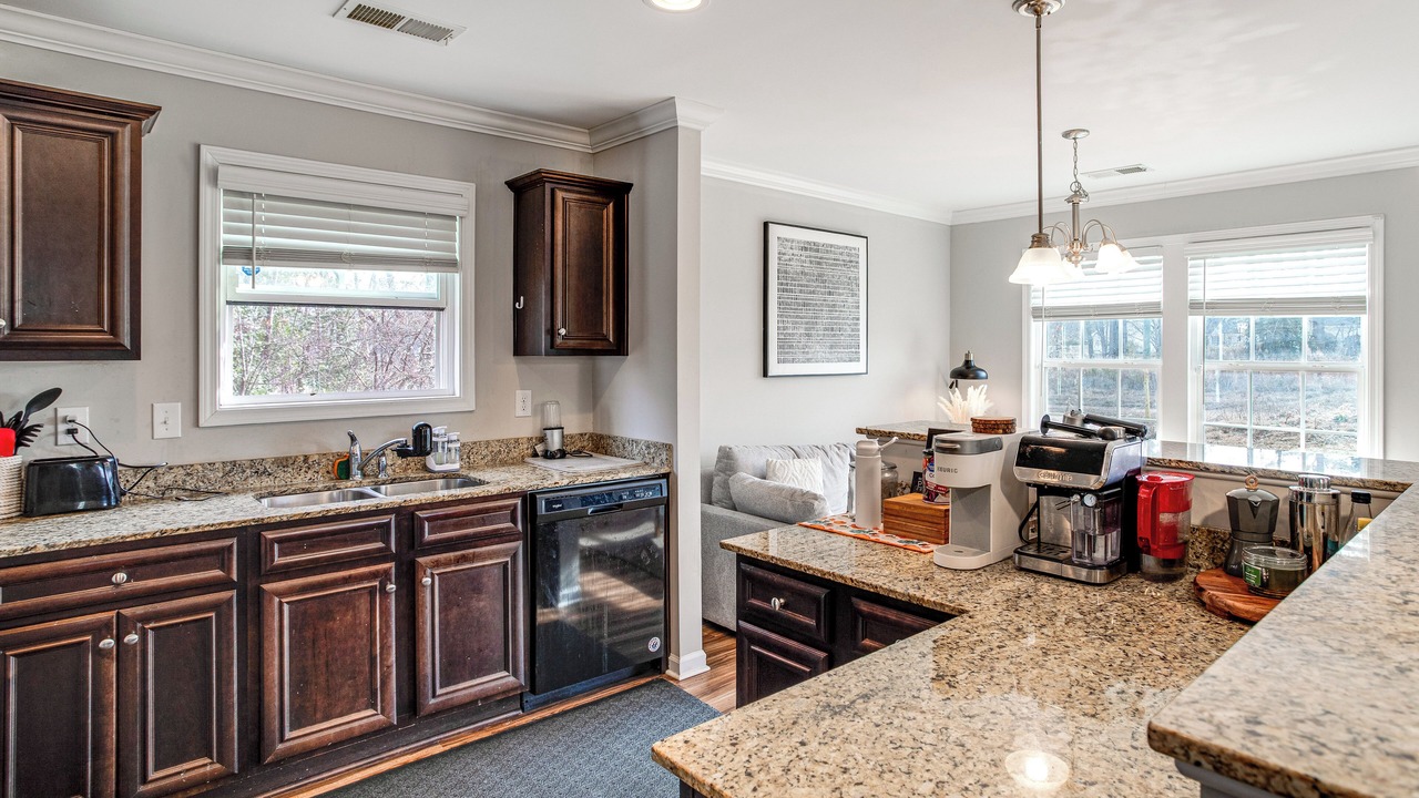 Photo of Kitchen in Huntcliff