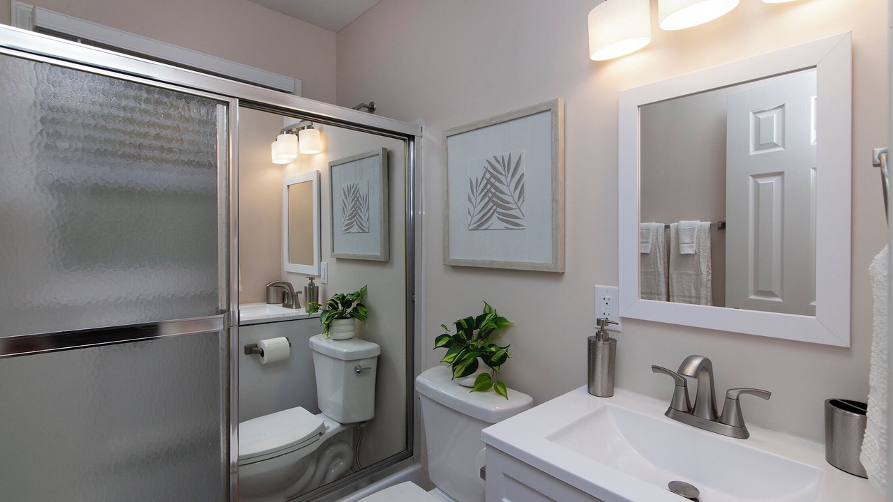 Photo of Bathroom in Ponderosa - Wingate