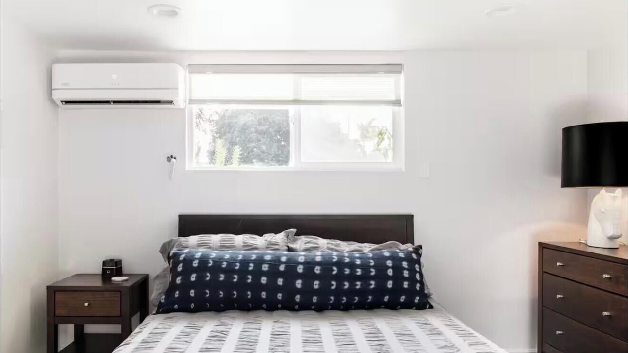 Photo of Bedroom in Pasadena