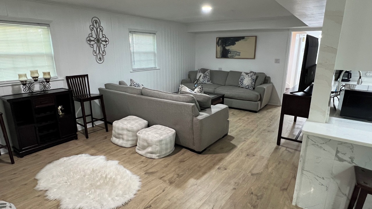 Photo of Livingroom in Burlington