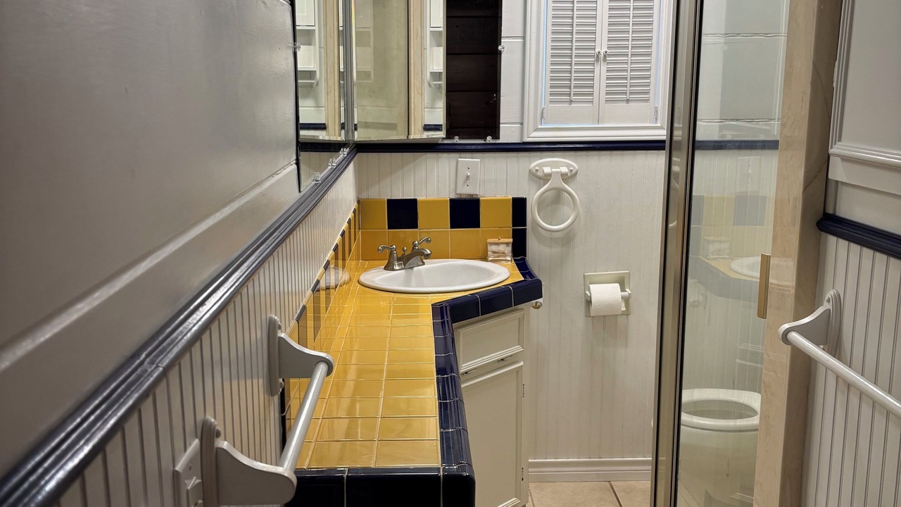 Photo of Bathroom in Palacios