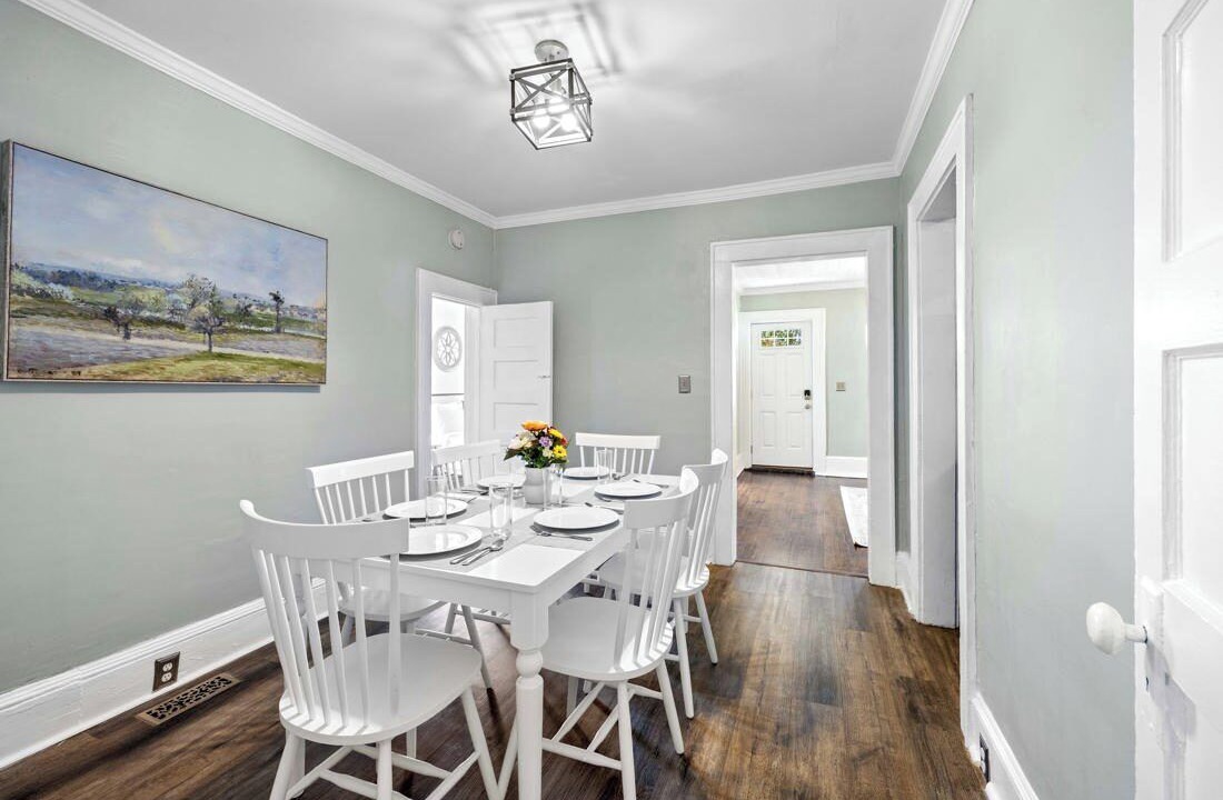 Photo of Livingroom in Terry Sanford