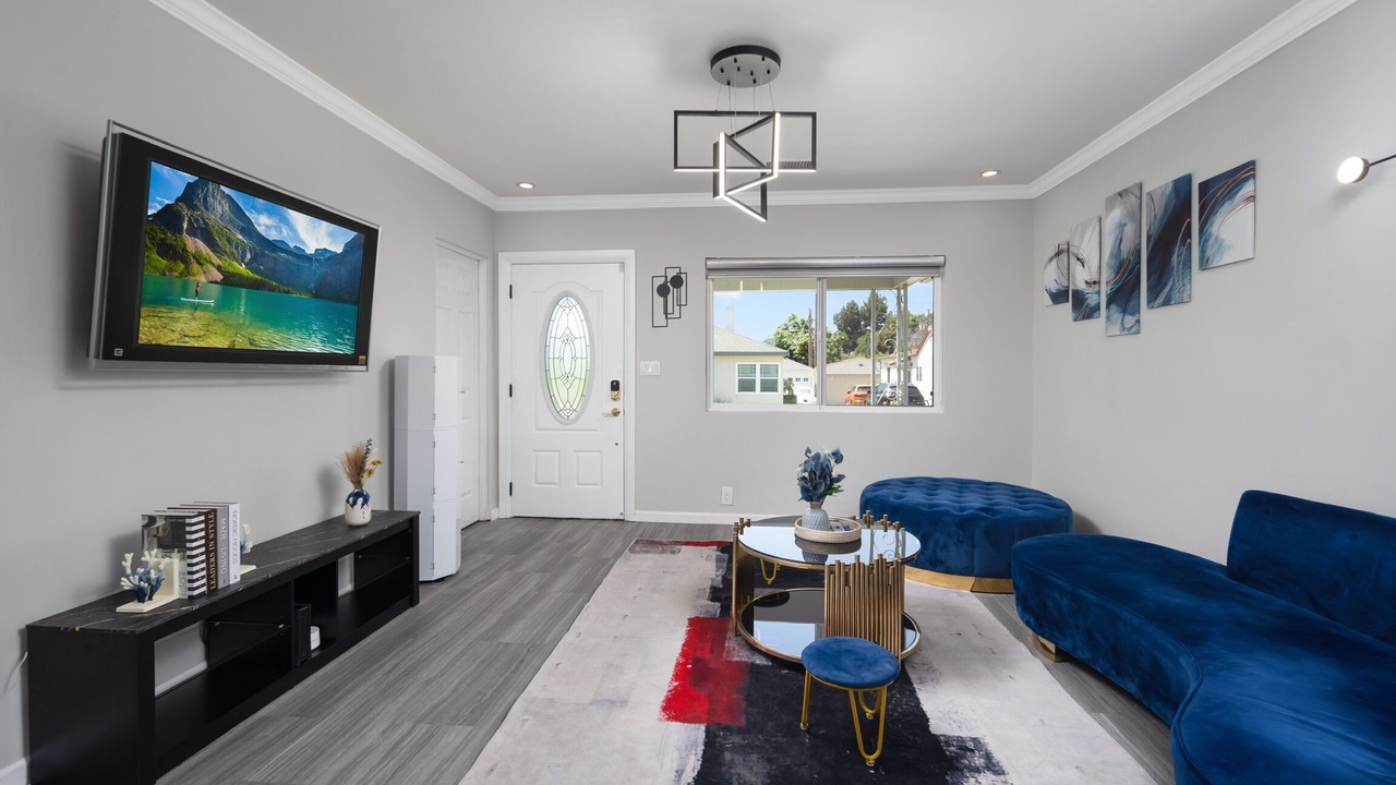 Photo of Livingroom in Lamanda Park