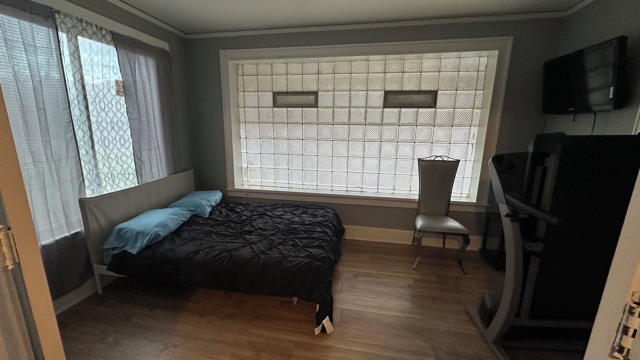 Photo of Bedroom in Highland Park