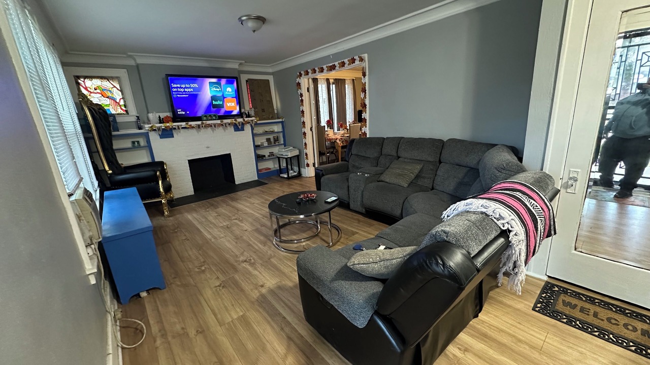 Photo of Livingroom in Highland Park