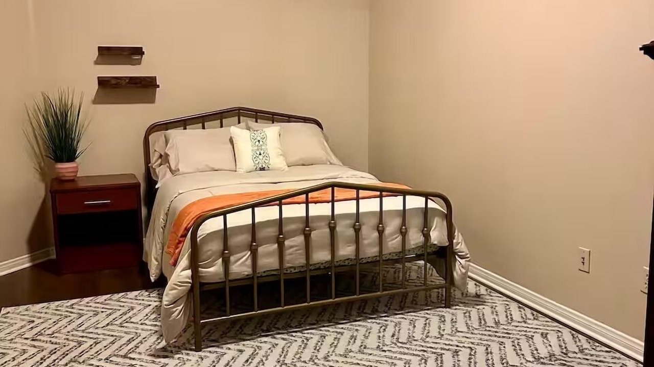 Photo of Bedroom in Greenacres