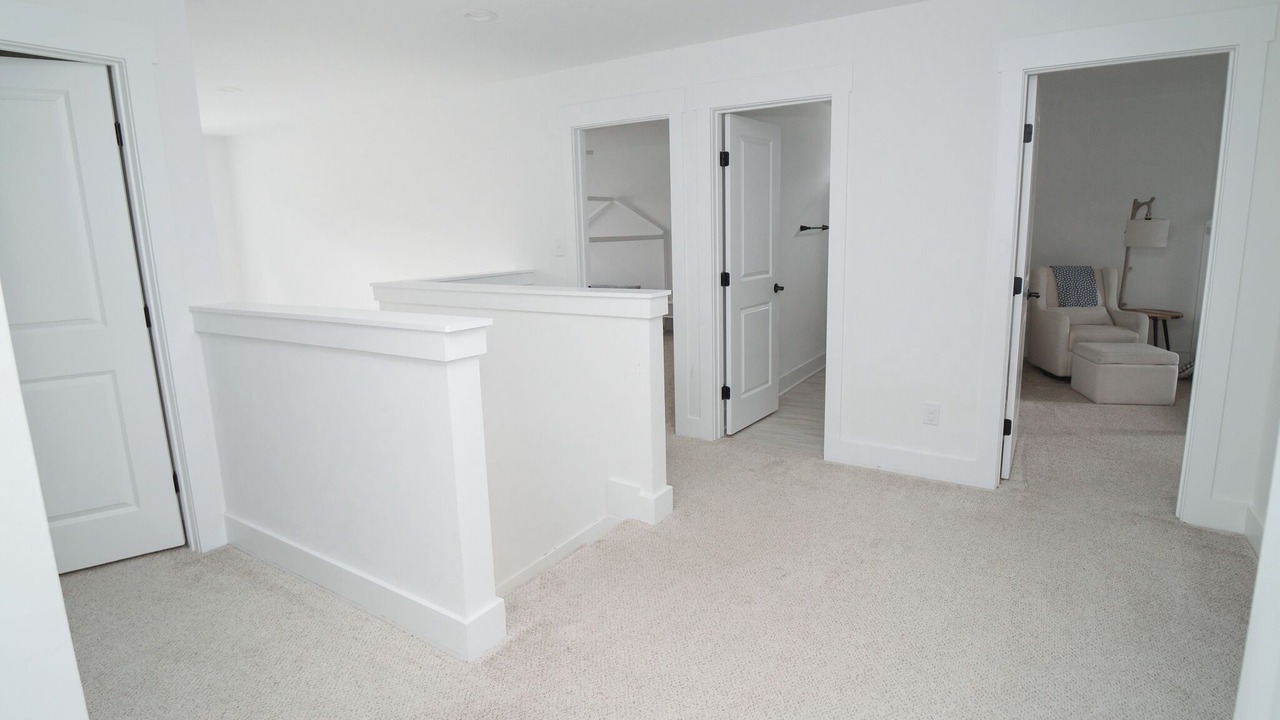 Photo of Others in Vass