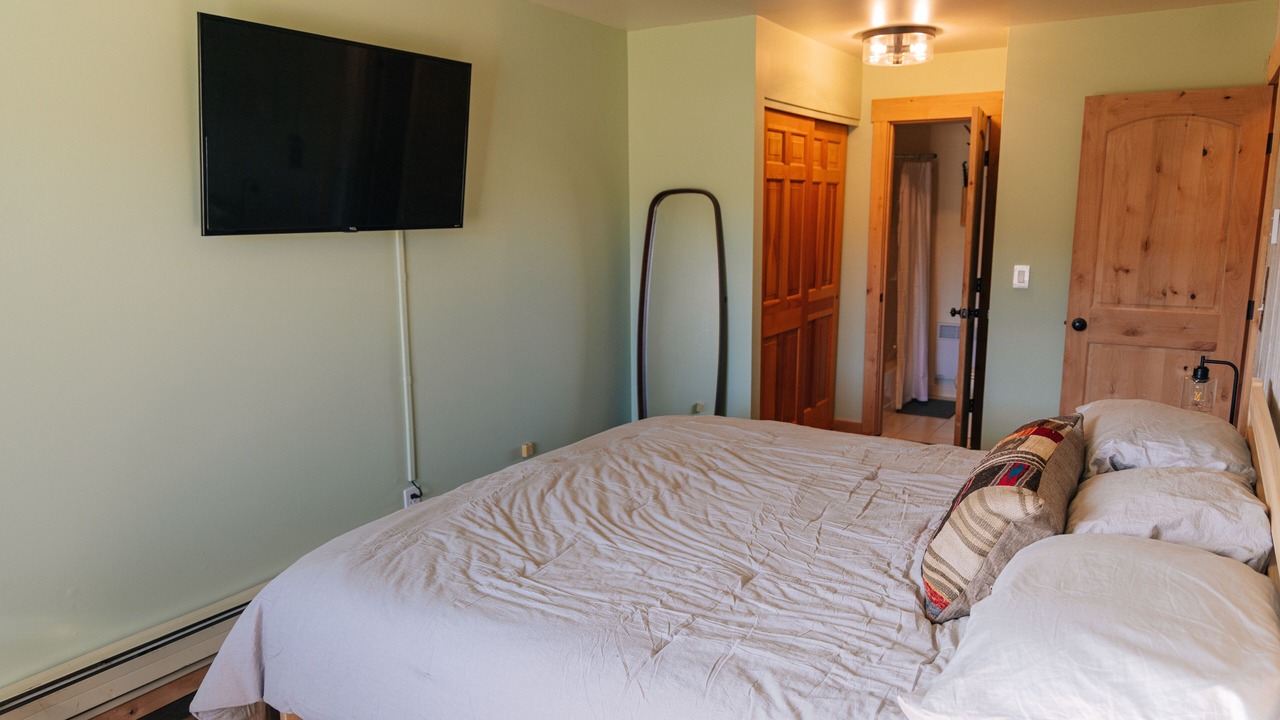Photo of Bedroom in Big Sky Meadow Village