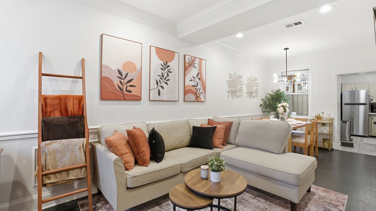 Photo of Livingroom in Shaw