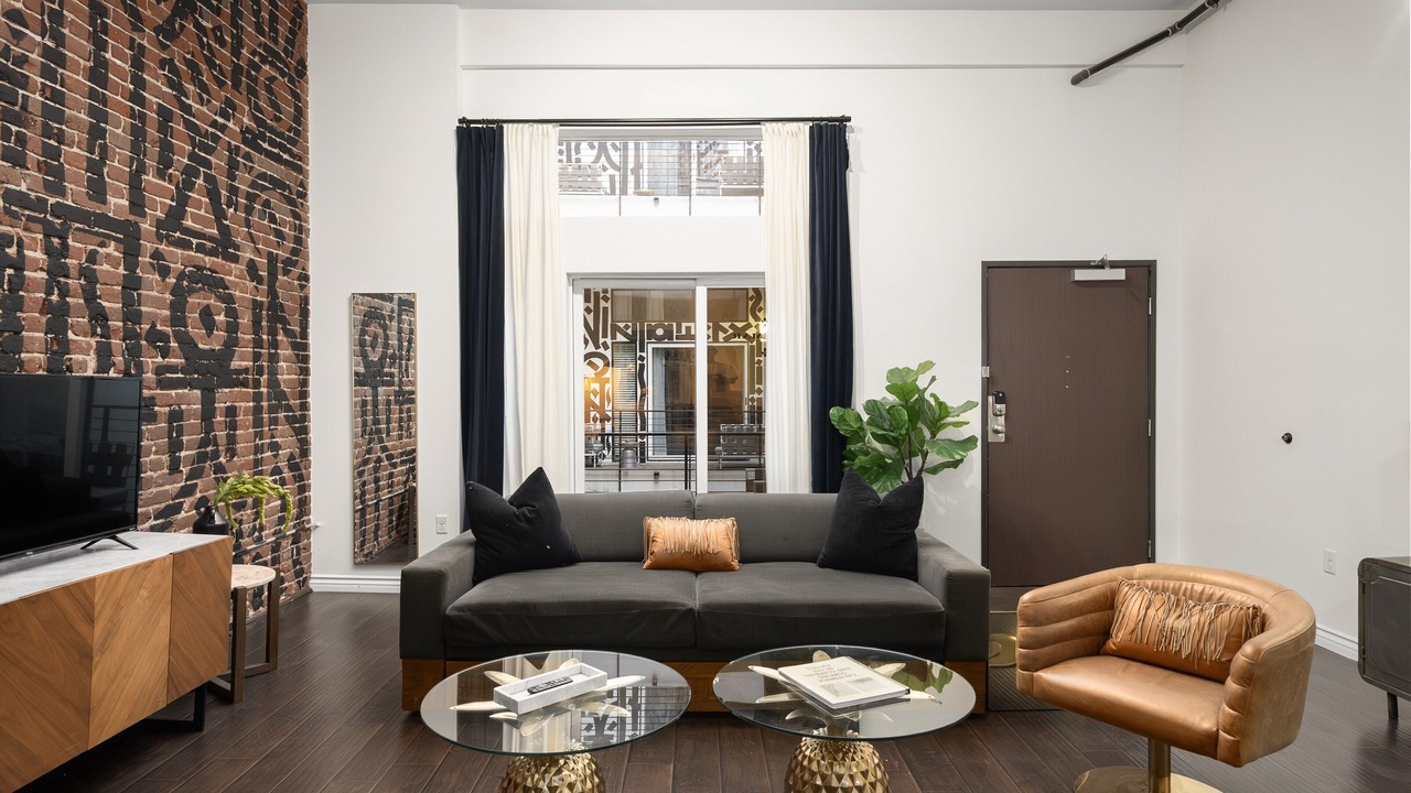 Photo of Livingroom in Historic Core