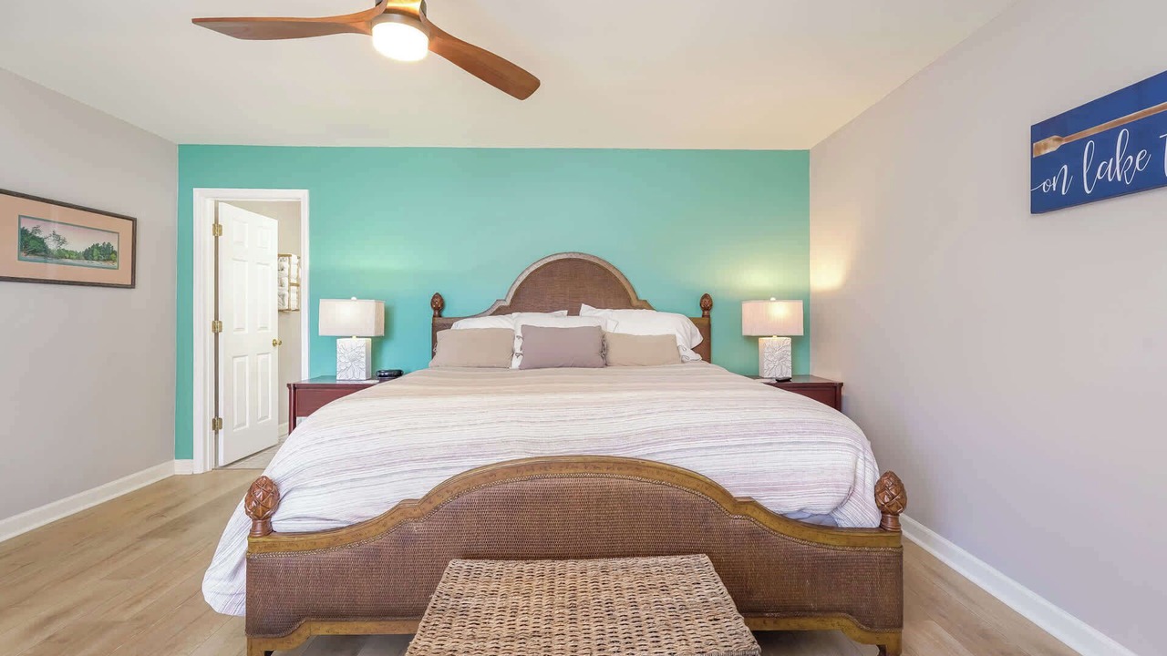 Photo of Bedroom in Southmont