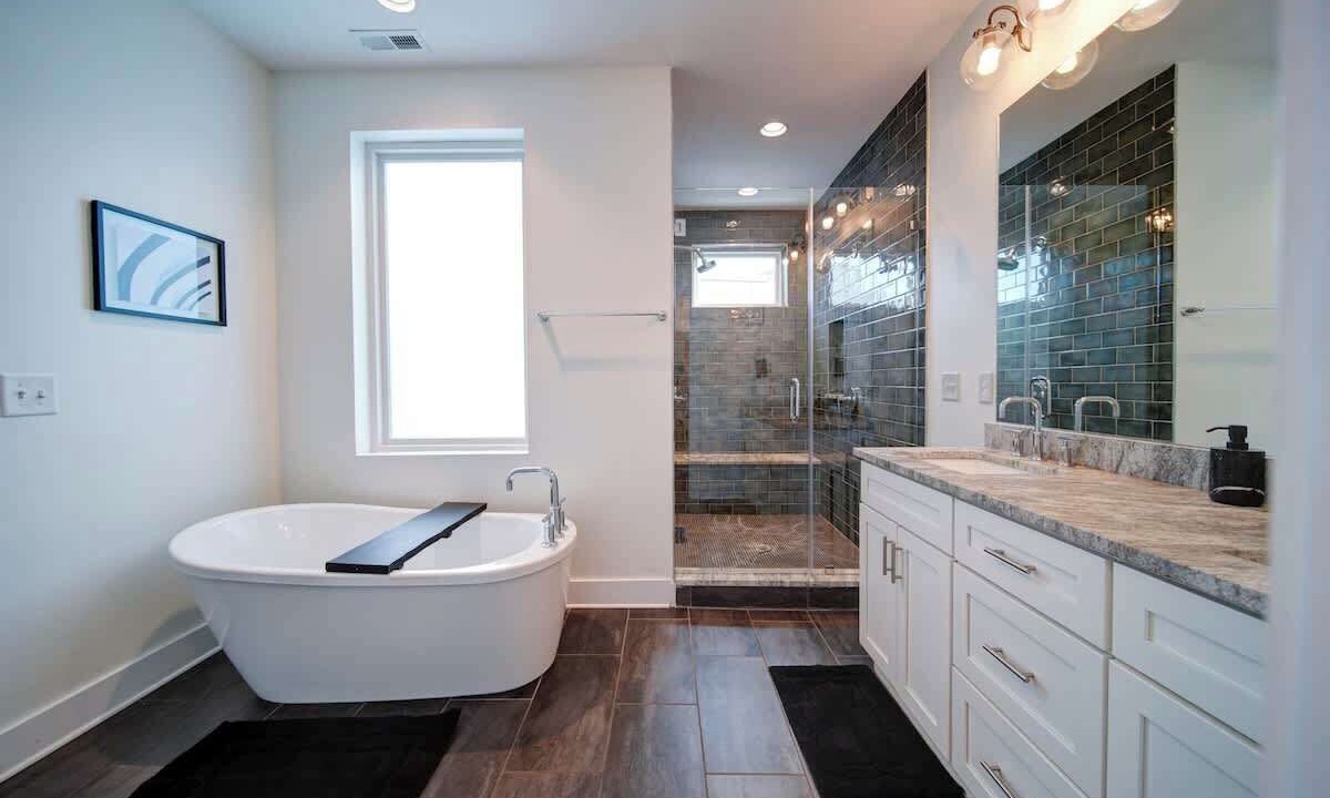 Photo of Bathroom in Third Ward