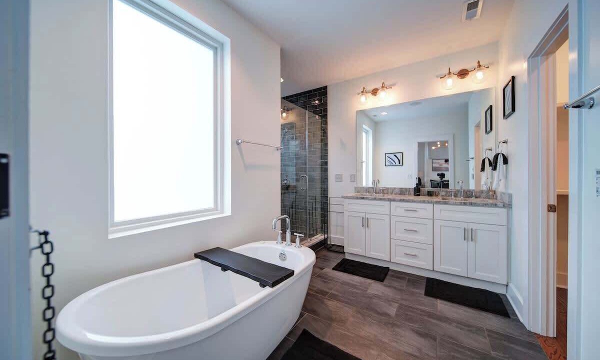 Photo of Bathroom in Third Ward
