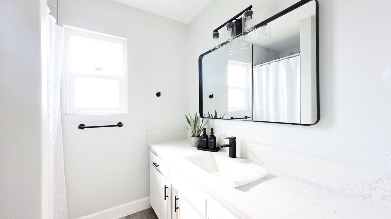 Photo of Bathroom in Bakersfield