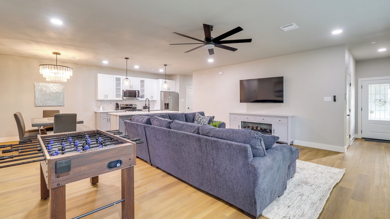 Photo of Livingroom in Central Arlington