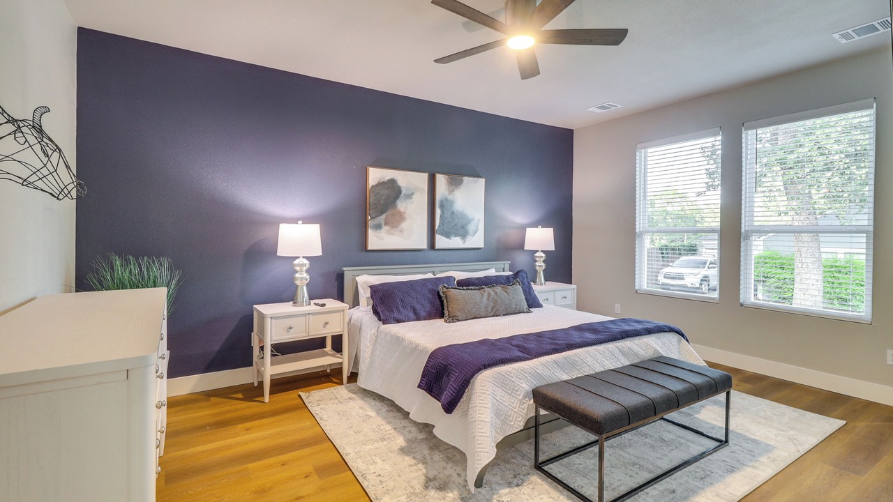 Photo of Bedroom in Central Arlington