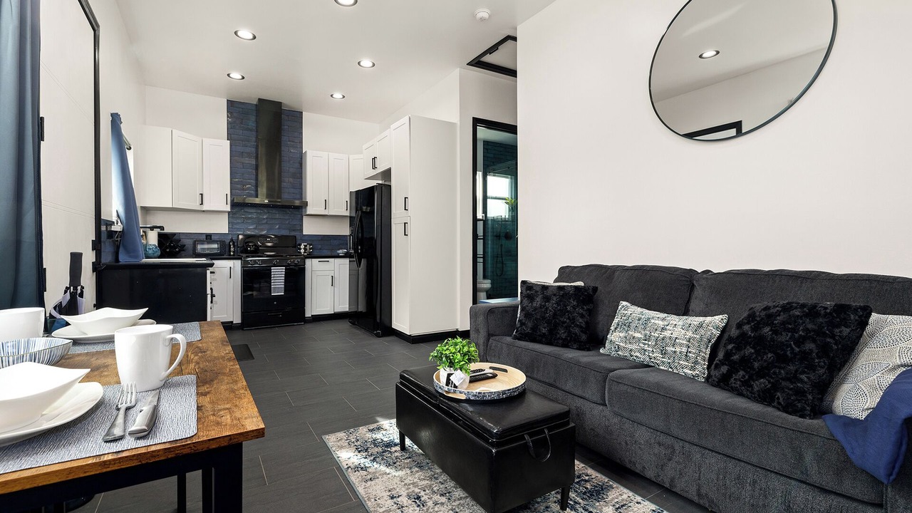 Photo of Livingroom in Del Aire