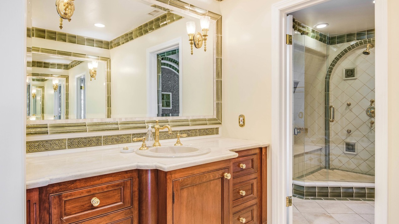 Photo of Bathroom in Palos Verdes Estates