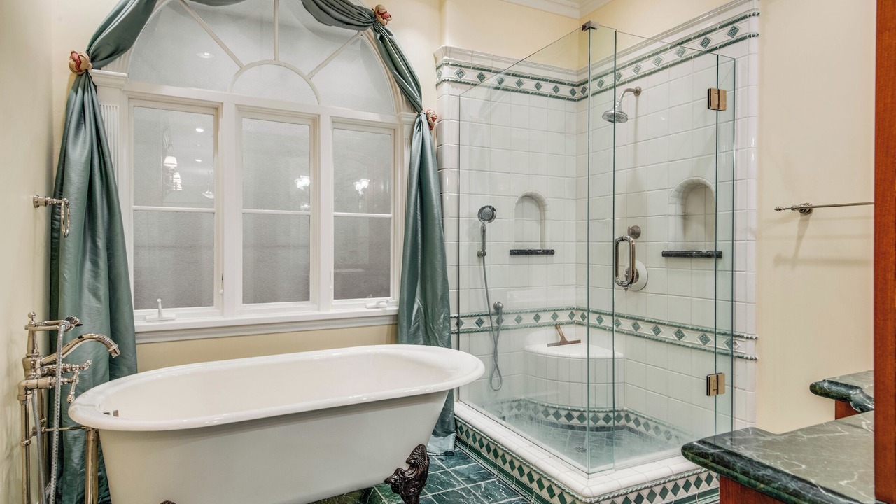 Photo of Bathroom in Palos Verdes Estates