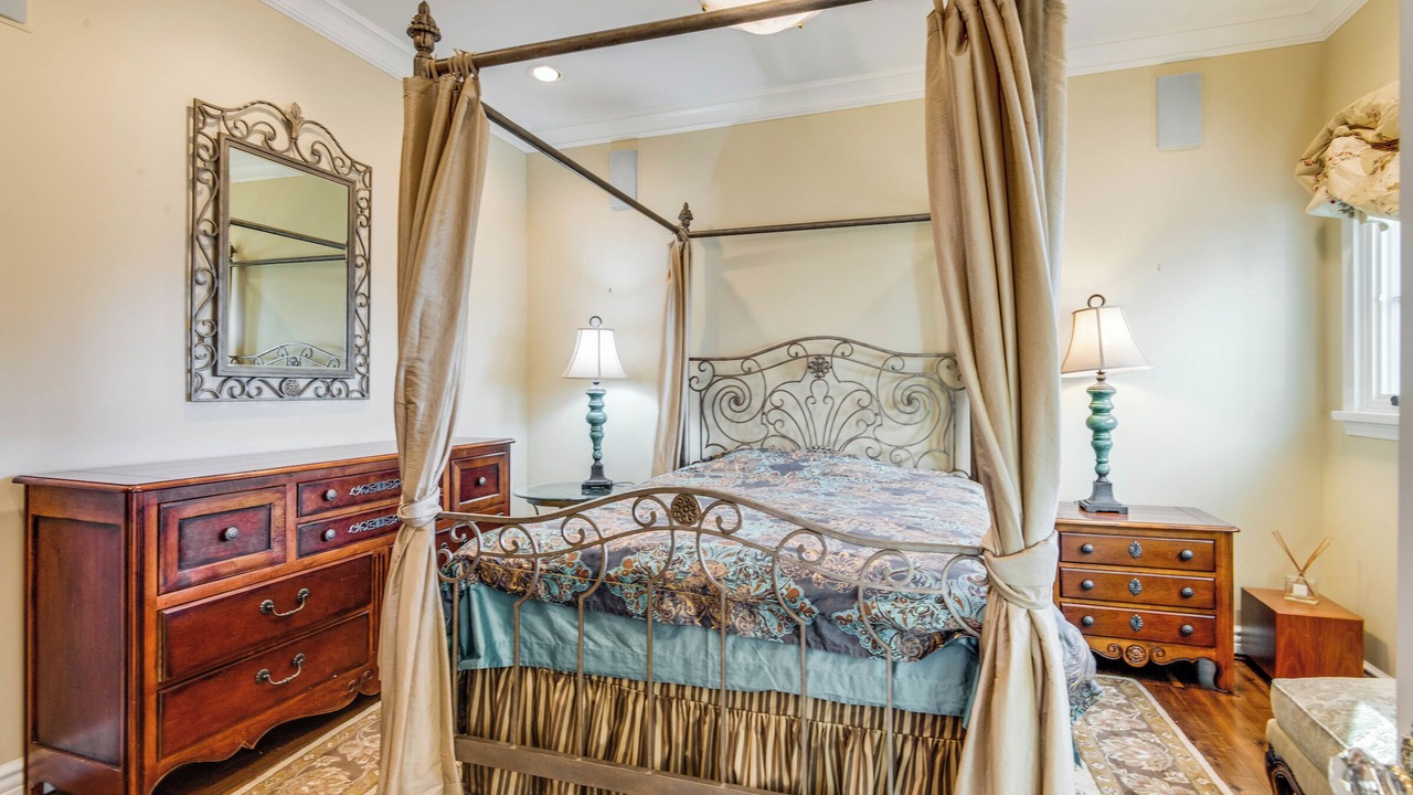 Photo of Bedroom in Palos Verdes Estates