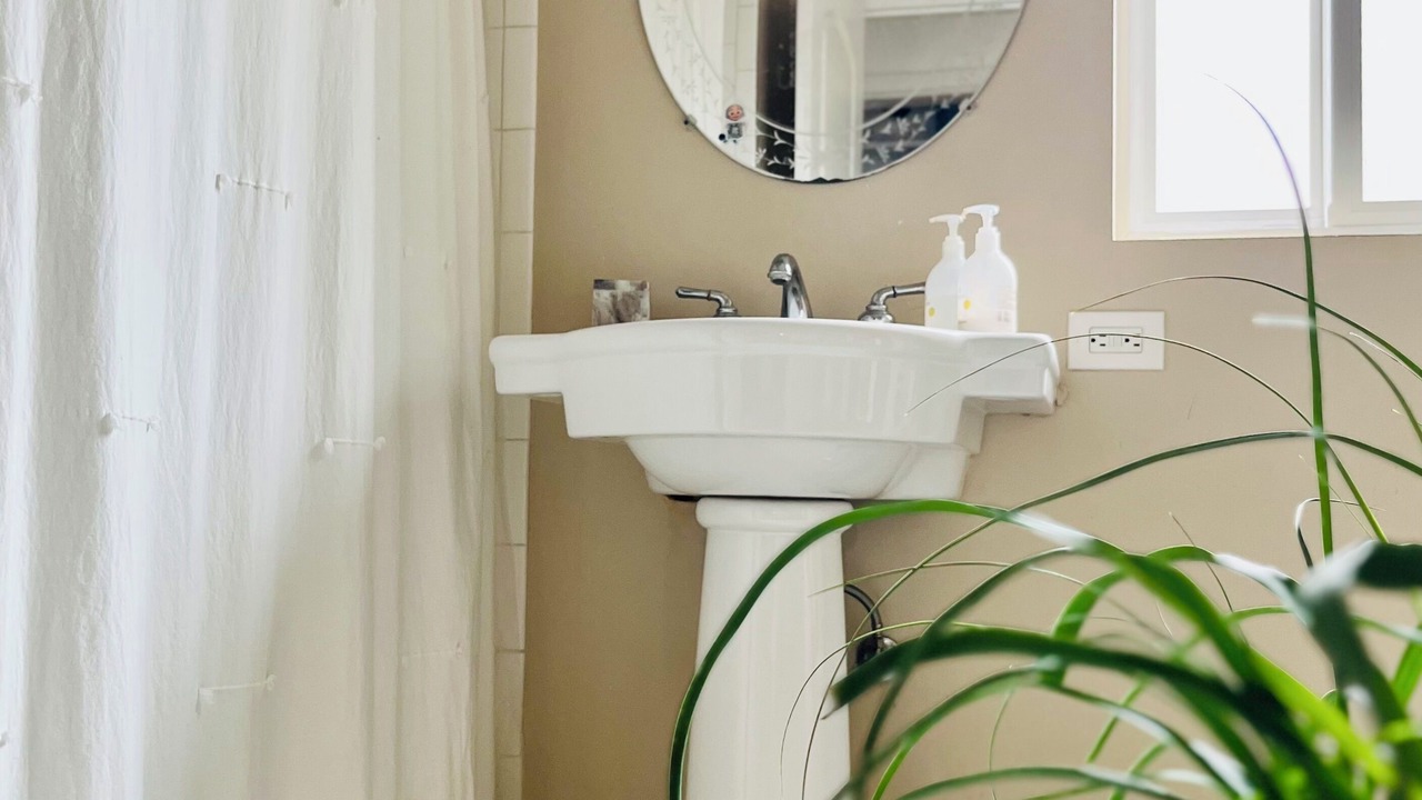 Photo of Bathroom in Northwest San Pedro