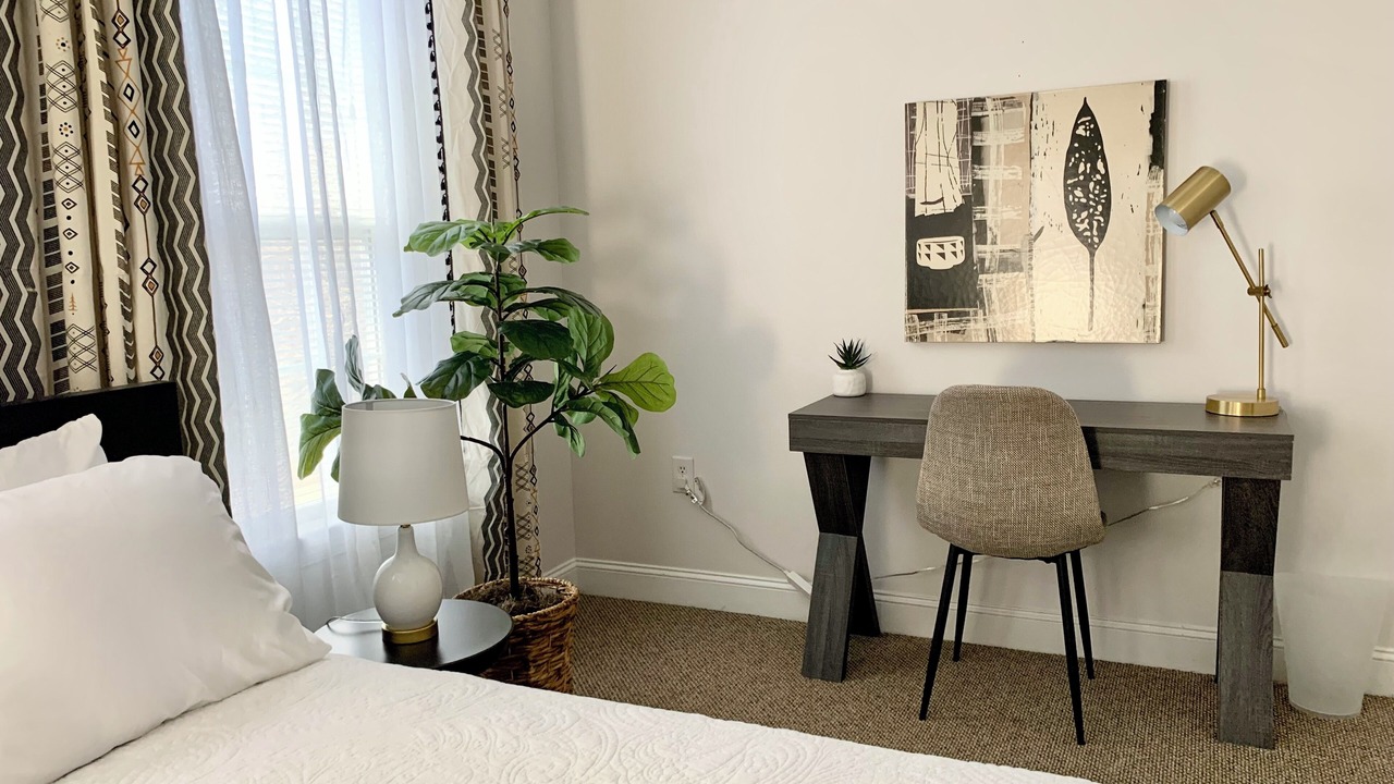 Photo of Bedroom in Wesley Heights