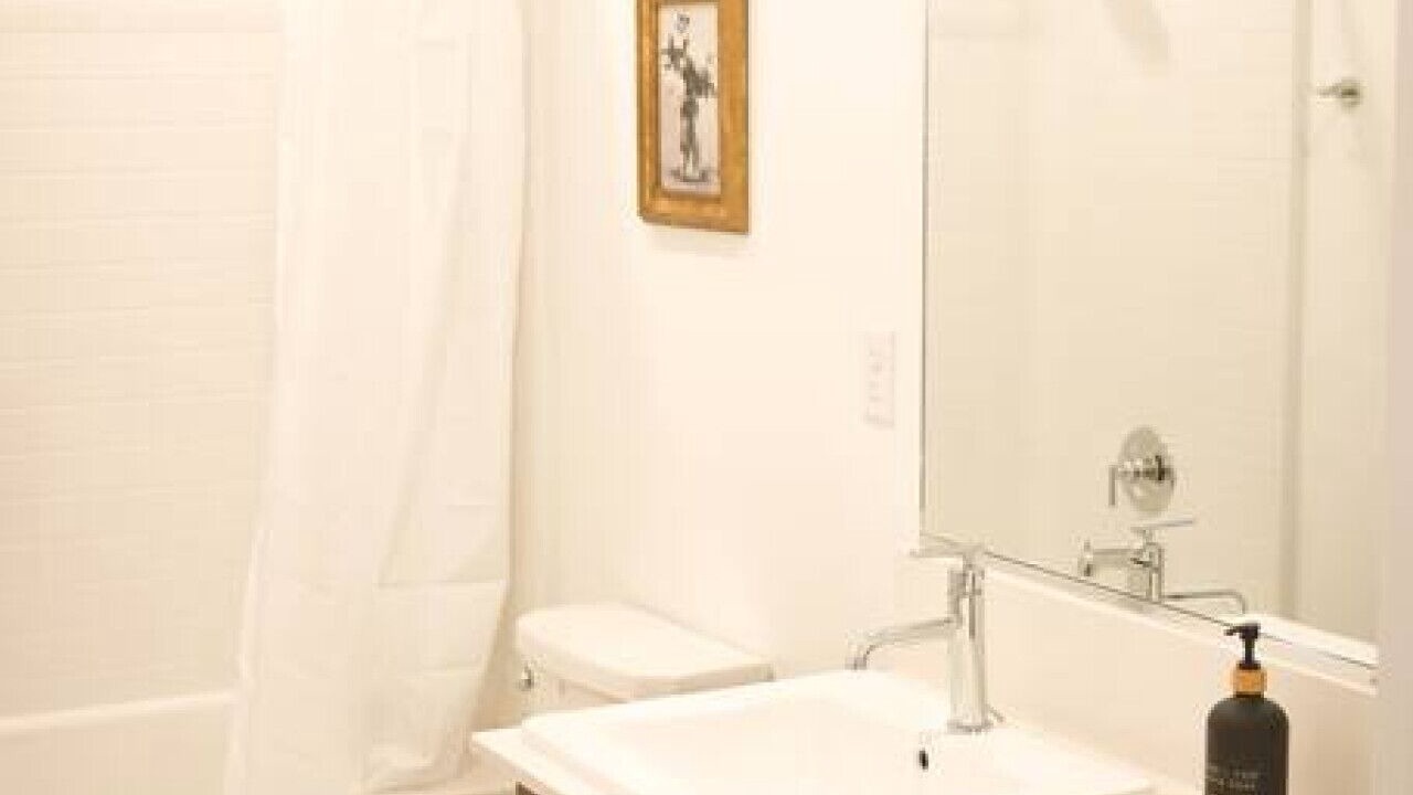 Photo of Bathroom in Greenacres