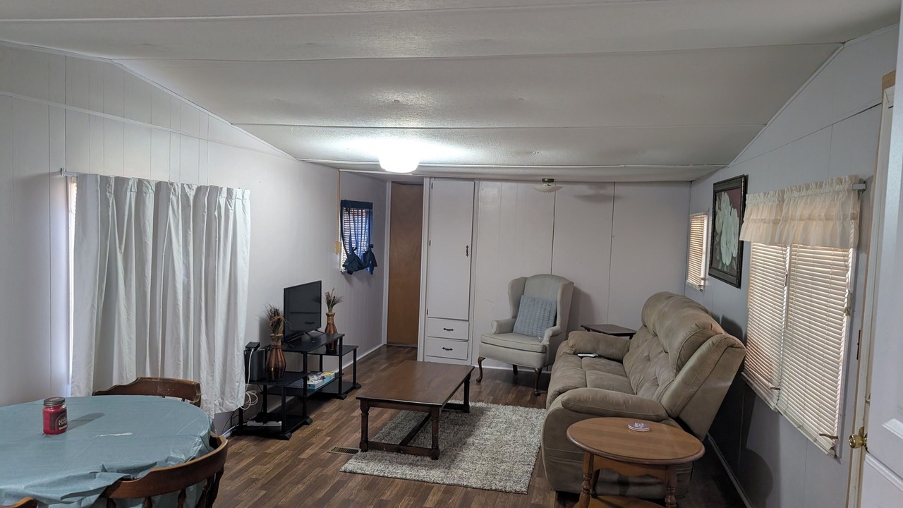 Photo of Livingroom in Summerton
