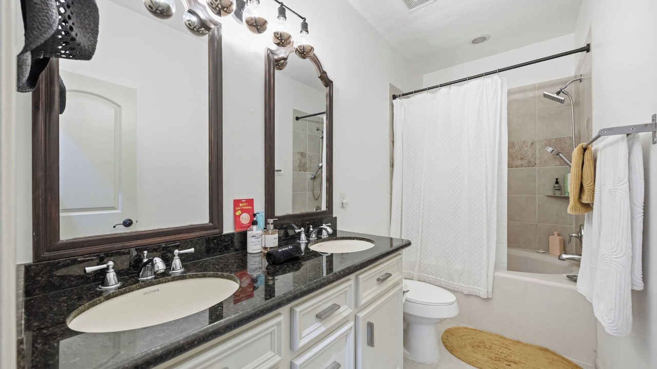 Photo of Bathroom in Washington Ave./ Memorial Park